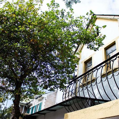 Hostal Loro Verde Quito Exteriör bild